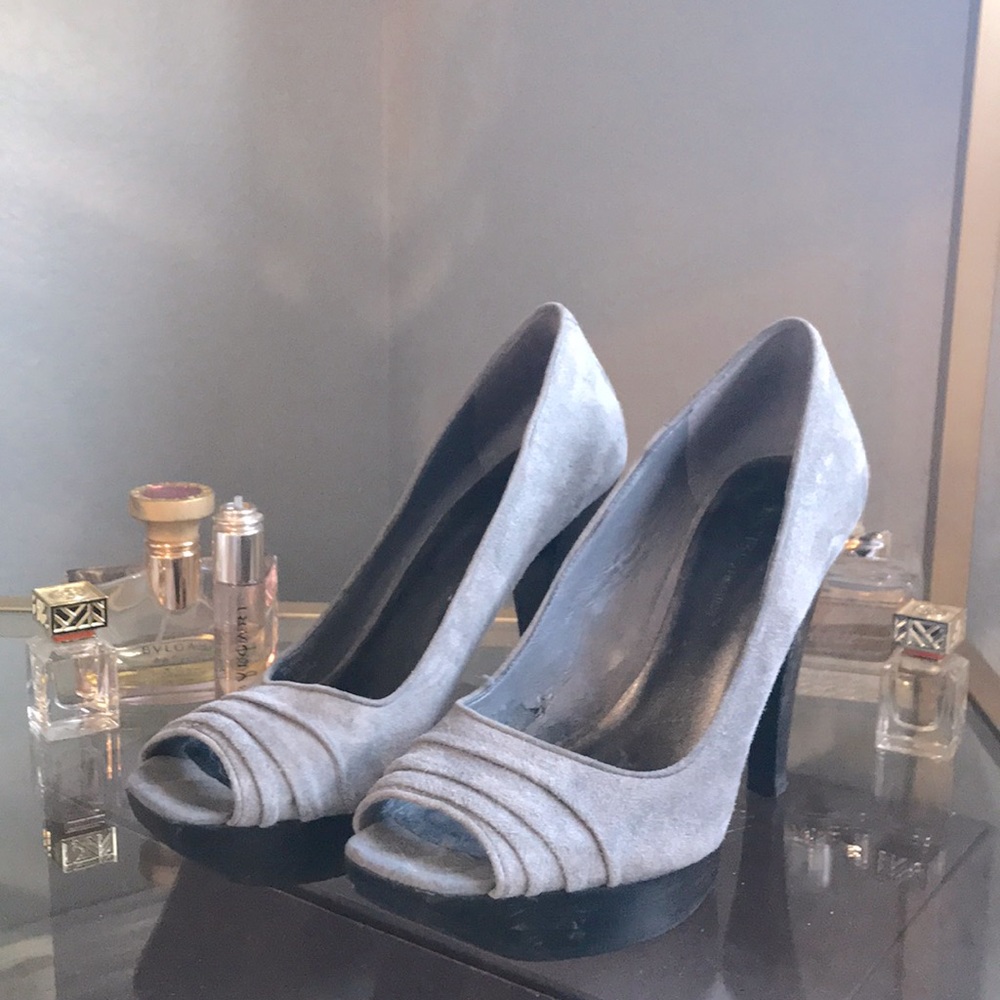 BCBG gray heels